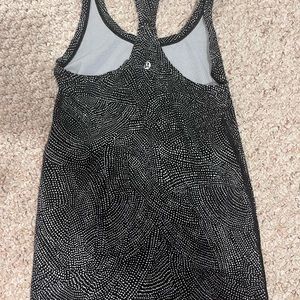 Lululemon tank top